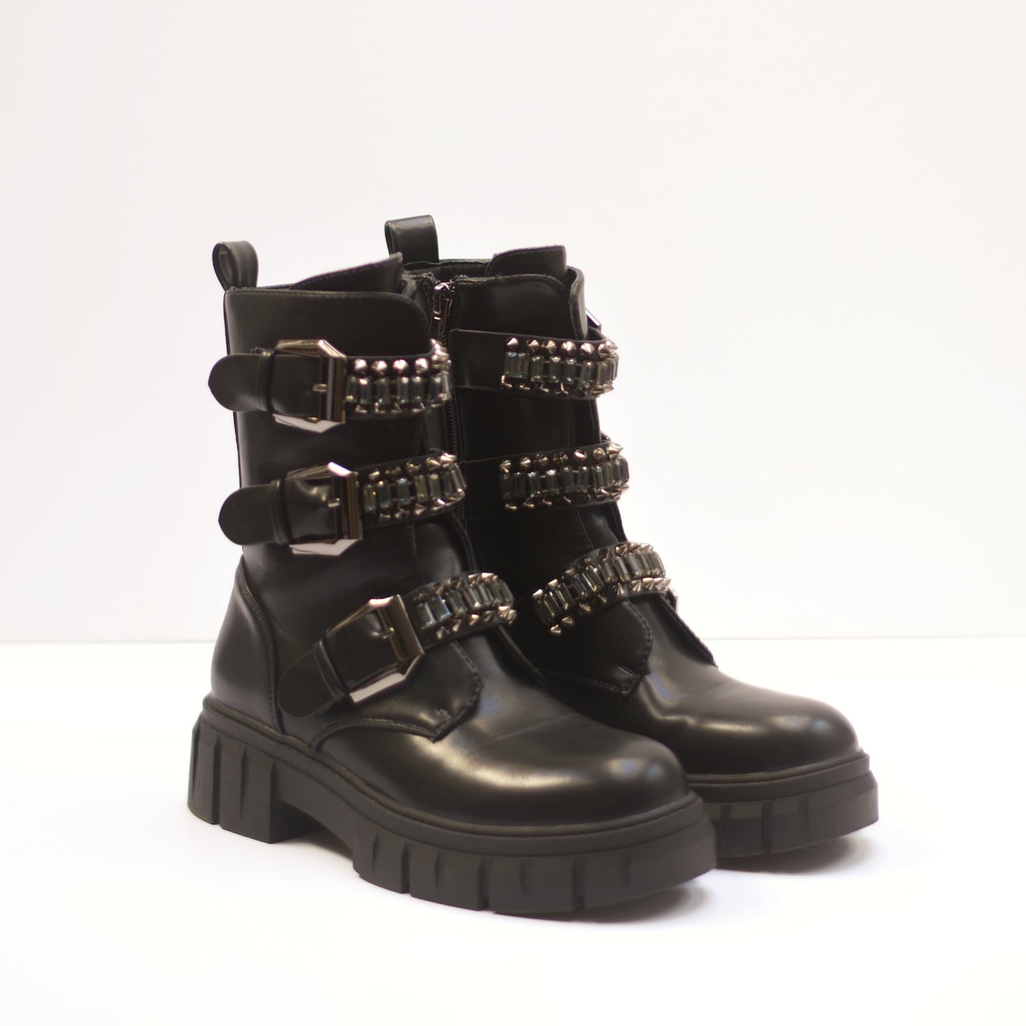 Botines biker negros con hebillas Greta