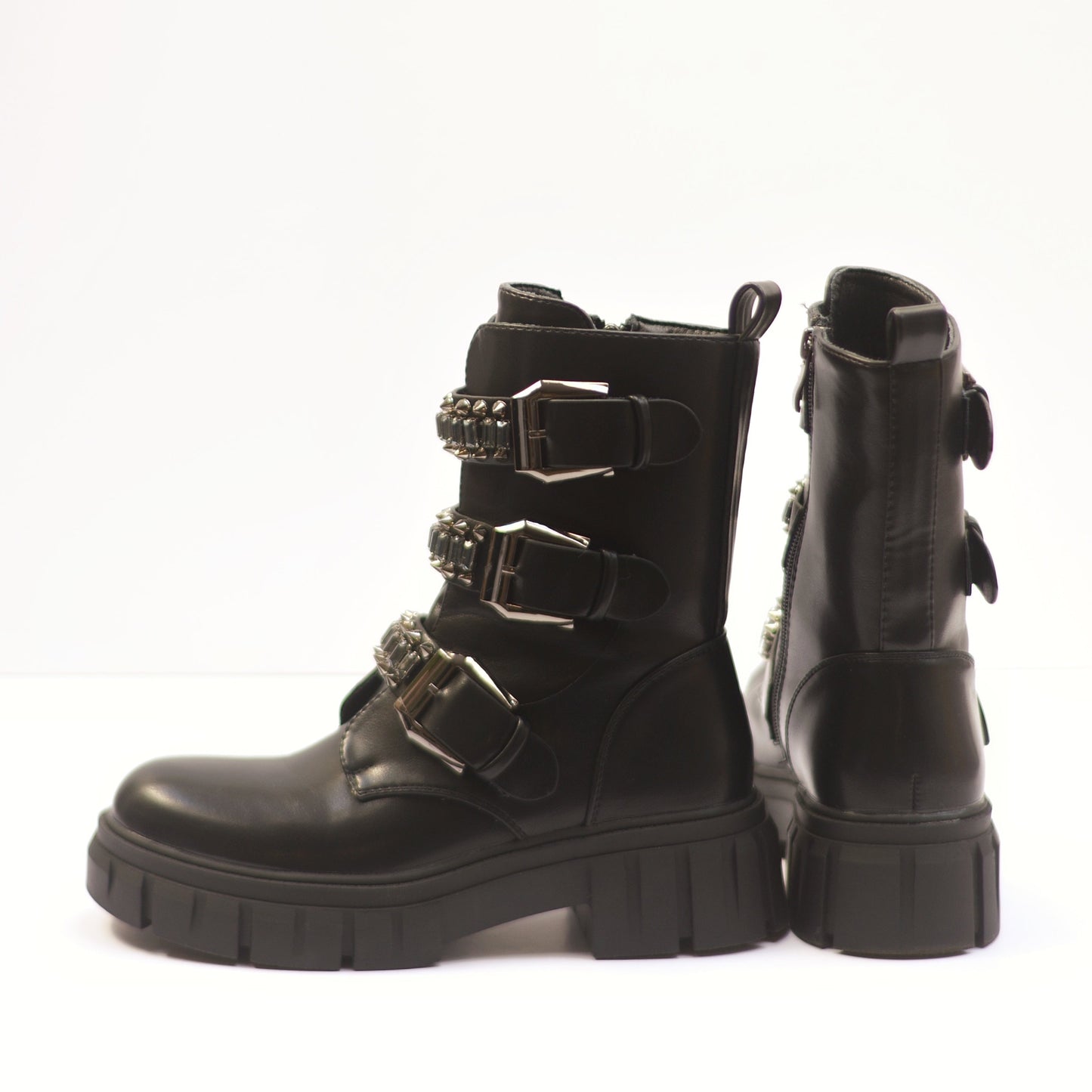 Botines biker negros con hebillas Greta