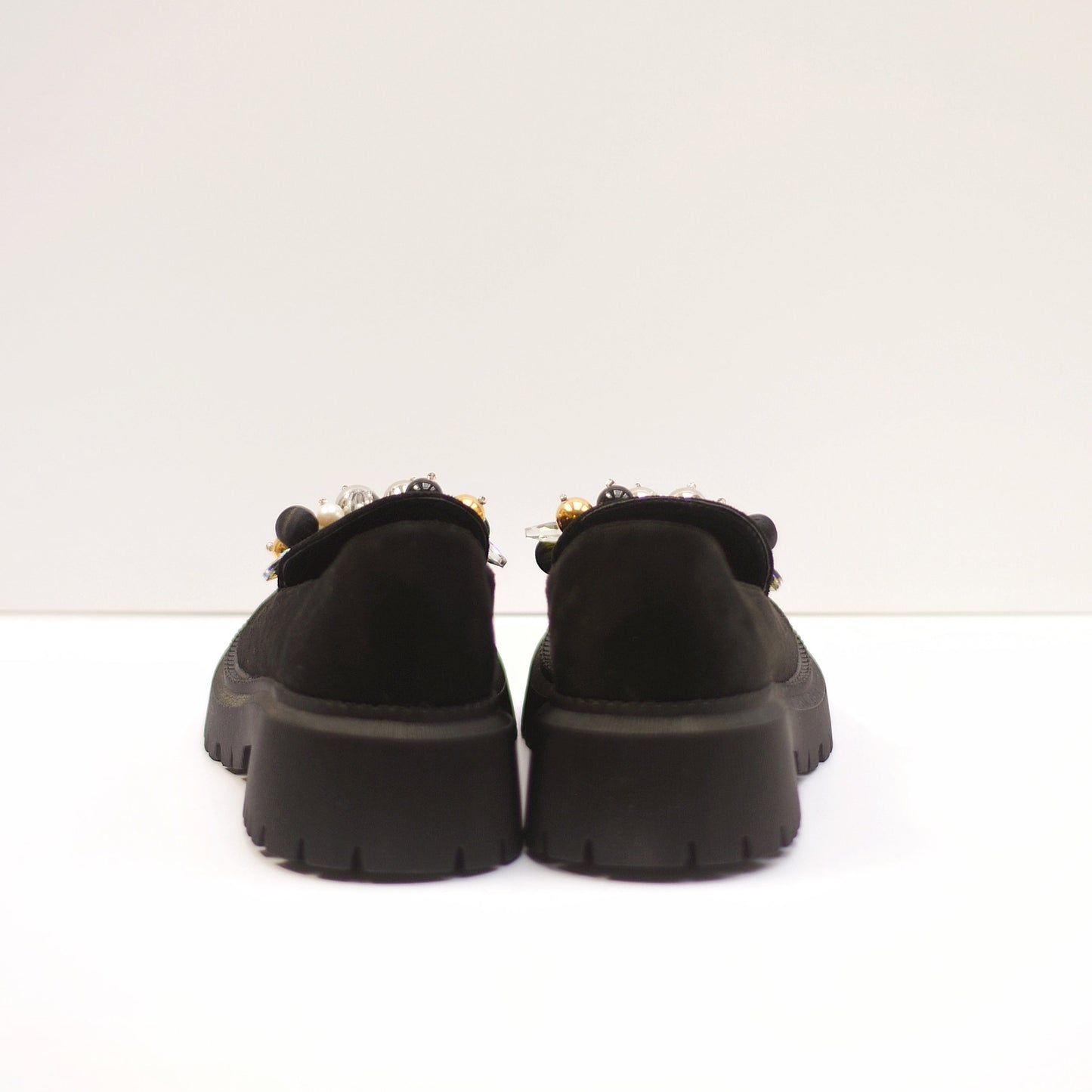 Mocasín con plataforma negro Valentina