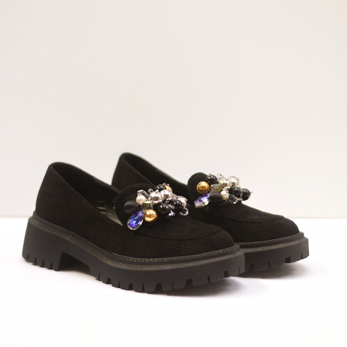 Mocasín con plataforma negro Valentina