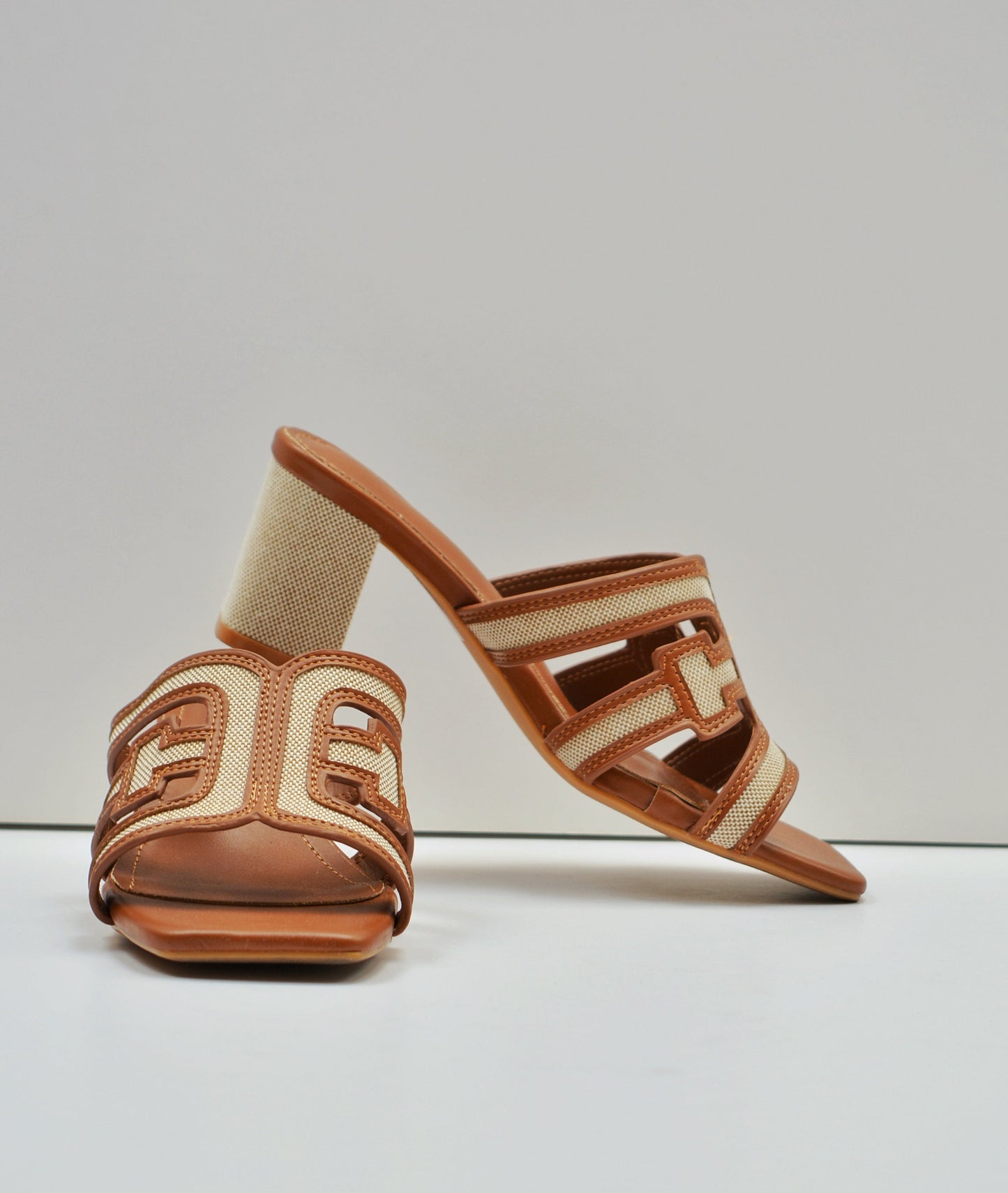 Sandalia Camel Cloe