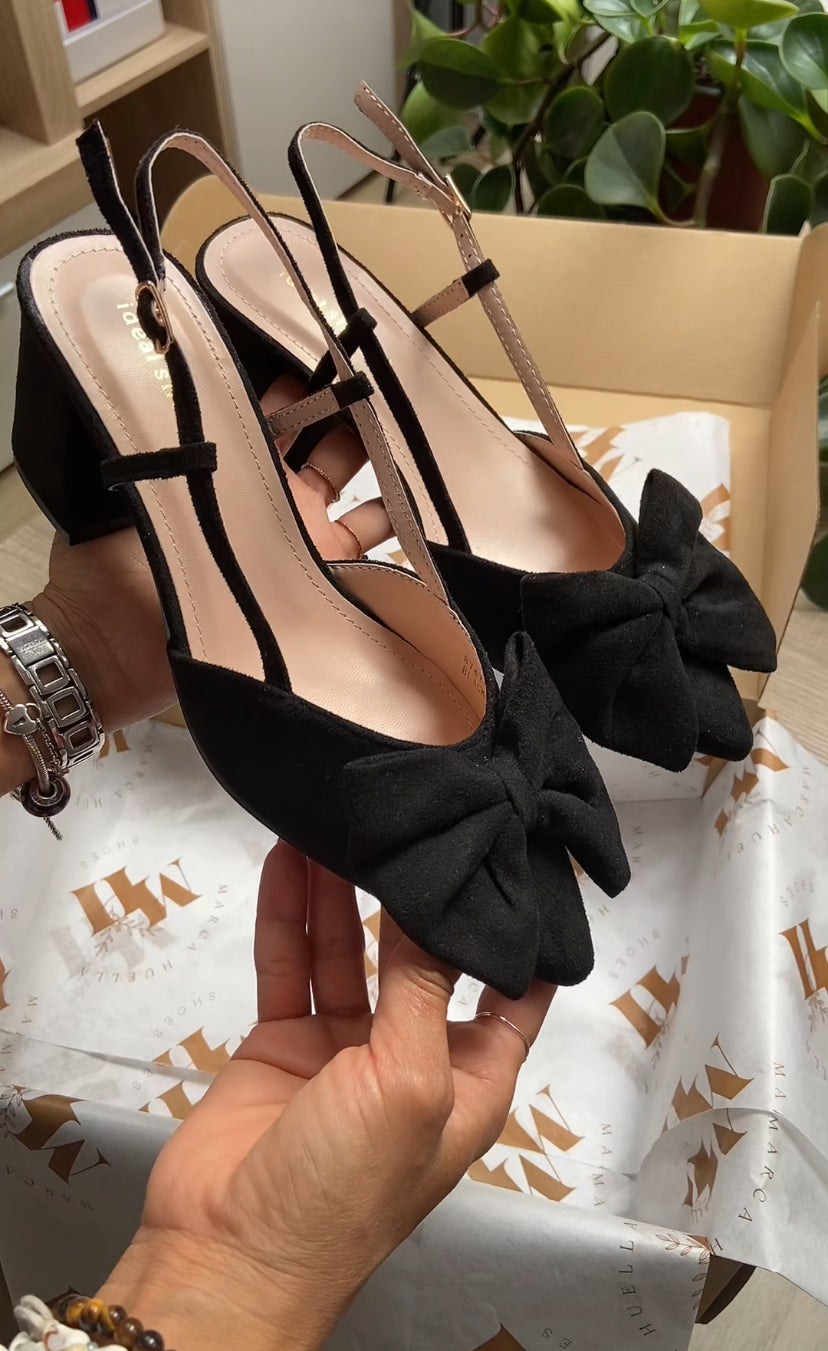 Zapato negro con lazo Kate