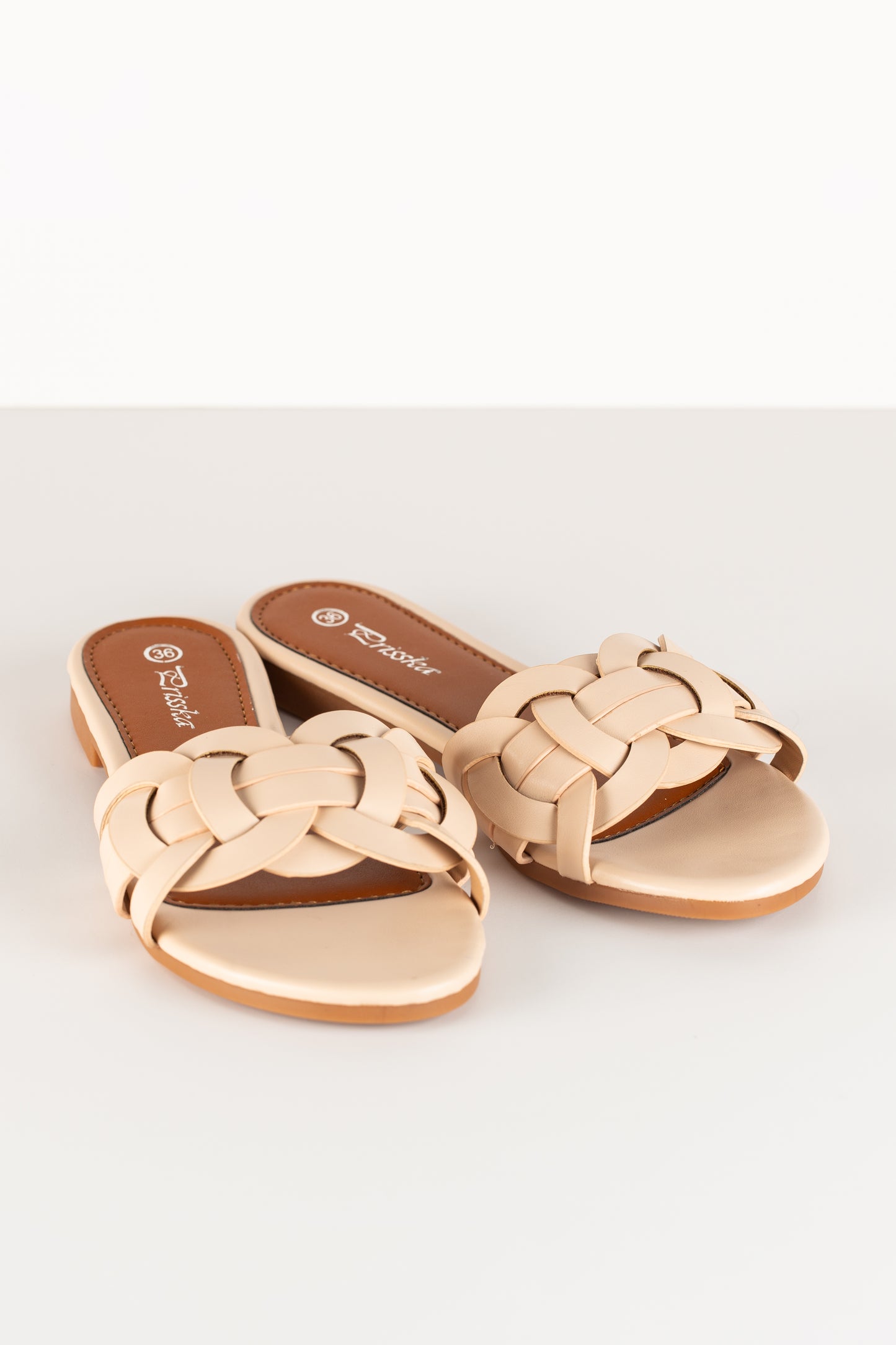 Sandalias planas beige Nina